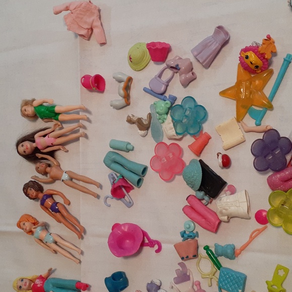 Polly Pocket dolls, clothes and accessories and misc other size items - Picture 4 of 5